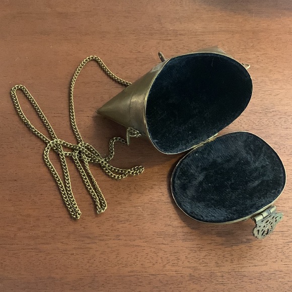 Black Velvet-lined Brass Purse - Picture 2 of 2